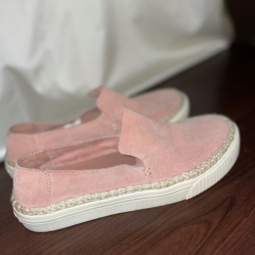 Brand New pink suede and tweed TOMS slip on sneakers